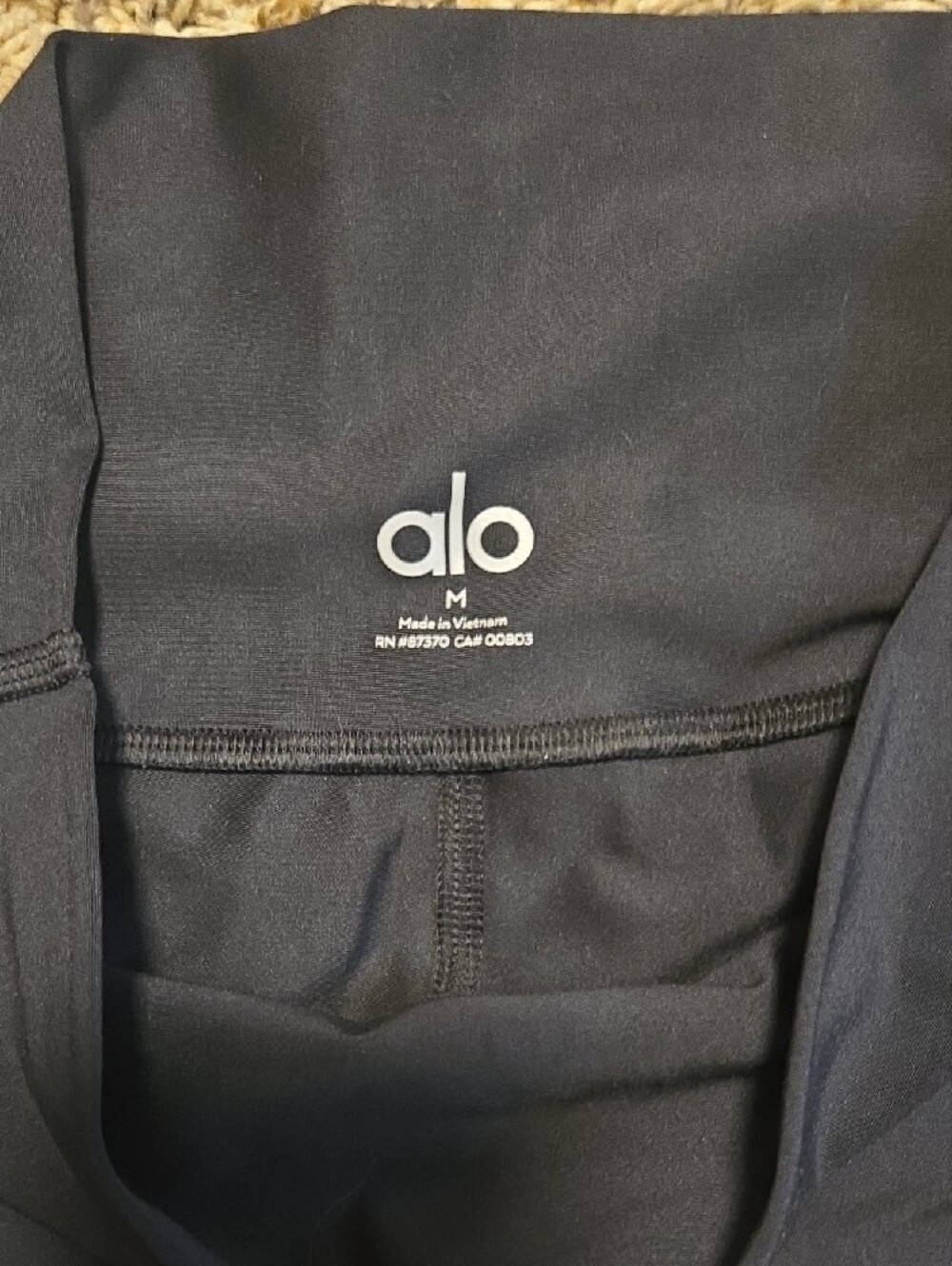 ALO Yoga Black High-Waist Leggings - Picture 2 of 2